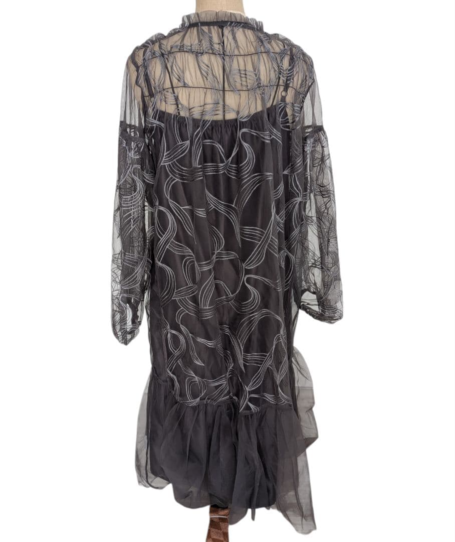 美品✨️nianaリボンエンブロイダリーレイヤードドレス 　チャコール　М