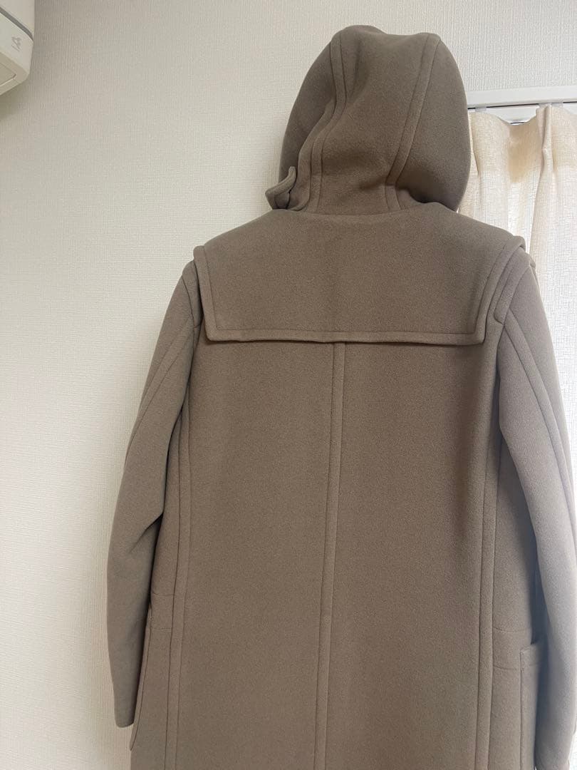 ベージュ ダッフルコート フード付き　バーバリー 美品　半額以下