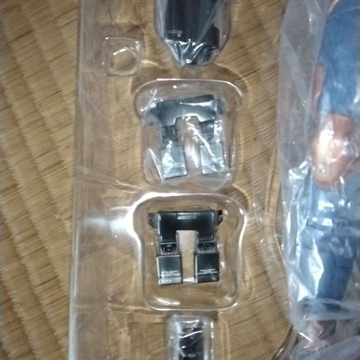 取*。様 サイボーグ忍者 1/6スケールスタチュー　（開封済み、ビニール袋欠品）