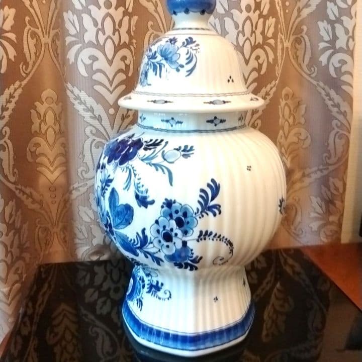 専用になりますヴィンテージ　オランダ　国立デルフト陶器工房製品　蓋付き花器　1点