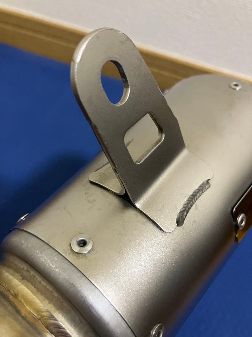 アクラポビッチ　スリップオンマフラー　サイレンサー　YZF-R25 等　汎用性有