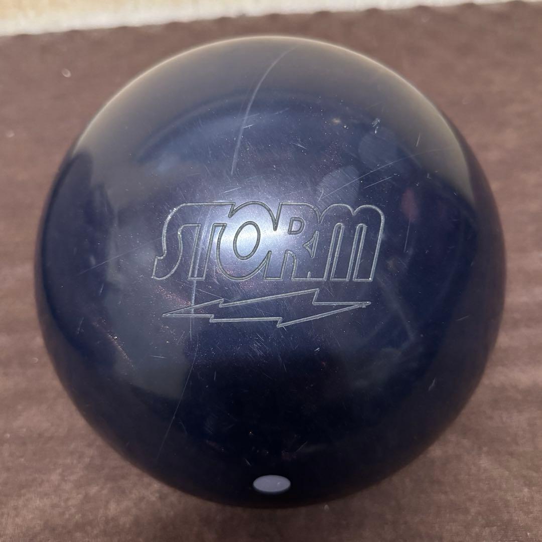 【※25日まで値下げ】ボウリングボール フィジックスブラックアウト15P3oz