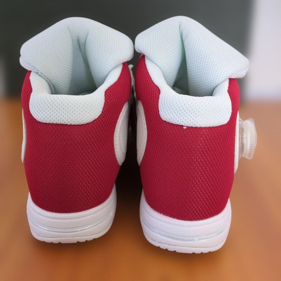 名探偵コナン　シューズ　キック力増強シューズ 赤色23.0cmEE　新品未使用