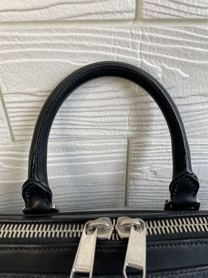 Gucci GGスプリームキャンバス　ビジネスバッグ　ブリーフケース　グッチ