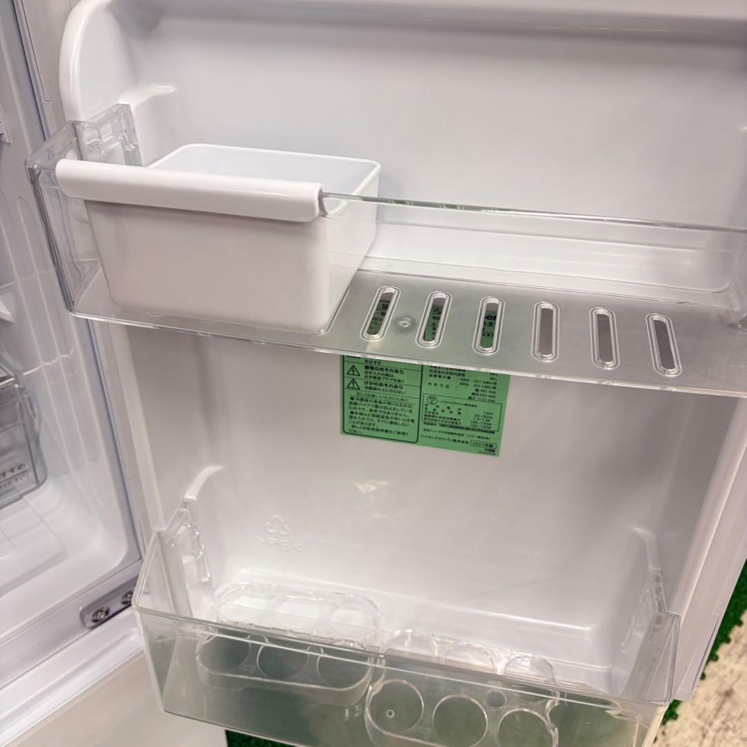 627 鏡面デザイン　冷蔵庫　小型　一人暮らし　美品　美品　格安　まとめ購入割有