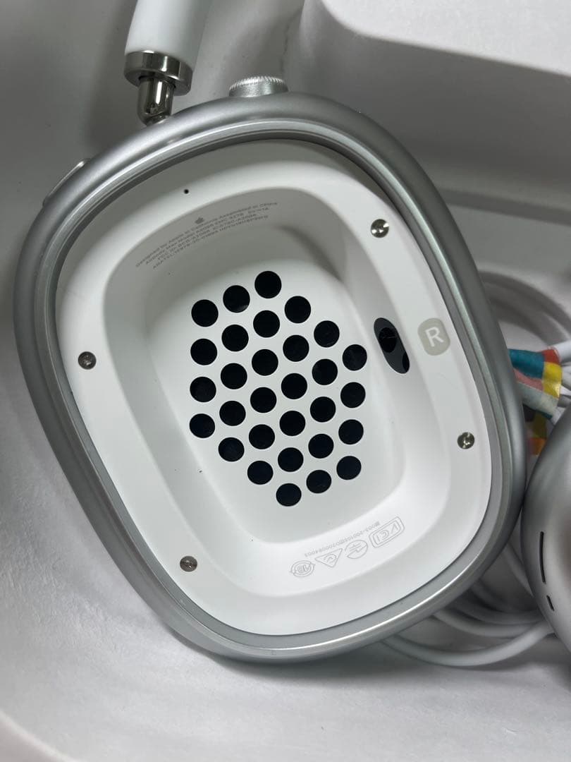 ヤ*ン様 l*a様 Apple AirPods Max シルバー 訳あり