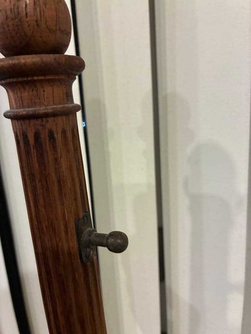 イギリス製アンティークドレッサー　1950年代