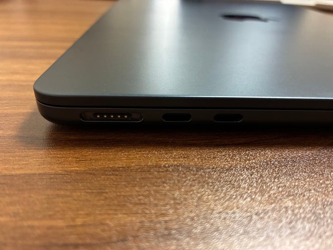 Apple MacBook Air 13インチ M3 16GB 256GB