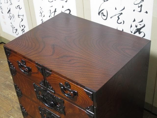 美品 伝統工芸 欅材 拭き漆塗 5杯抽斗 民芸 岩谷堂箪笥 鍵付き/衣装箪笥