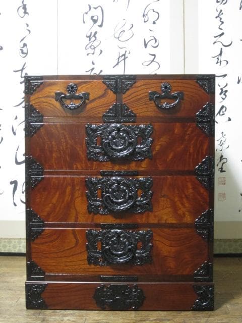 美品 伝統工芸 欅材 拭き漆塗 5杯抽斗 民芸 岩谷堂箪笥 鍵付き/衣装箪笥