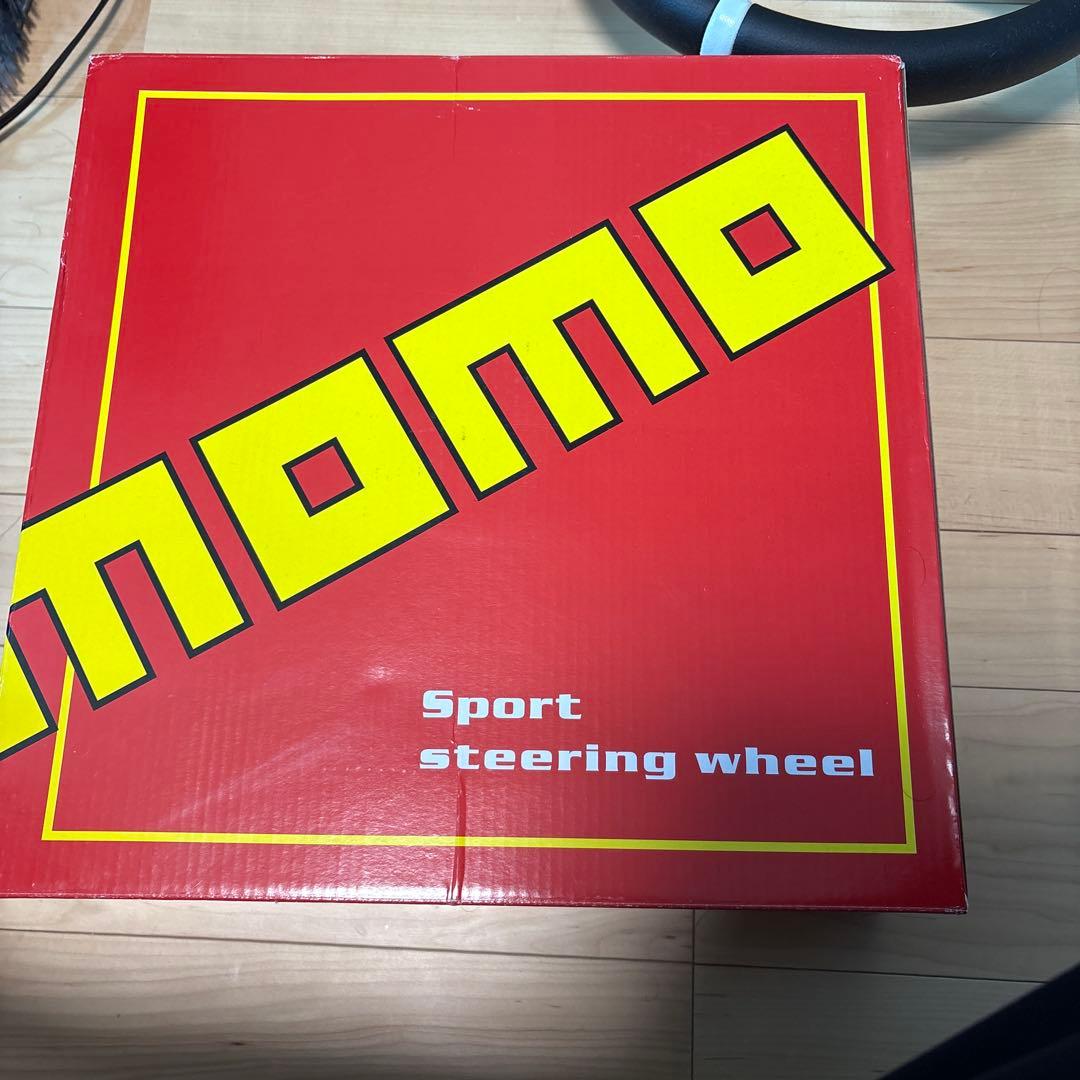MOMO ステアリング　フルスピード