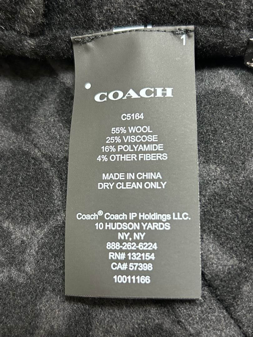 コーチ COACHケープコート ブラック 裏総柄　衣装カバー付　タグ付き　新品