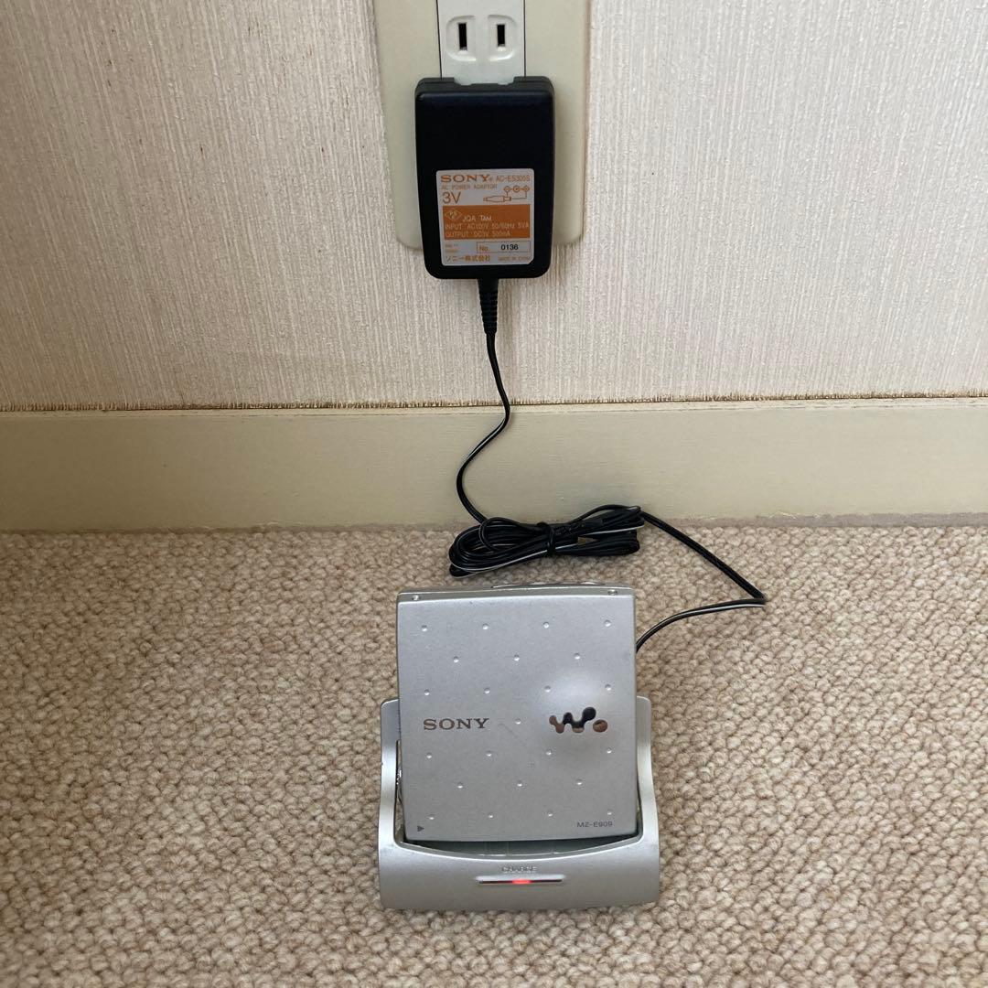 SONY ポータブルMDプレーヤー MZ-E909