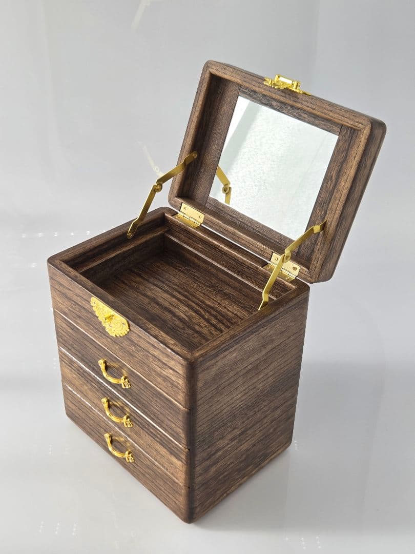 ジュエリーボックス、引き出し3段、ダイソートレイ8枚付き