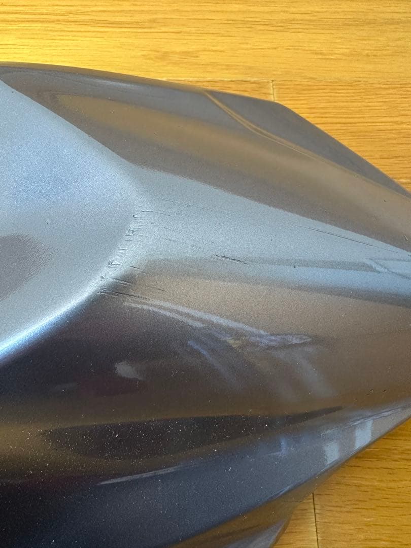 タンクカバー　フロントフェンダー　バイクパーツ　外装