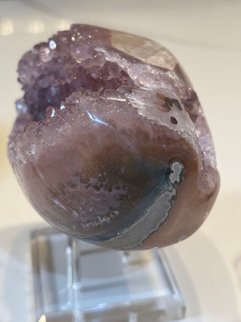 天然水晶　美しい薄ピンク紫色