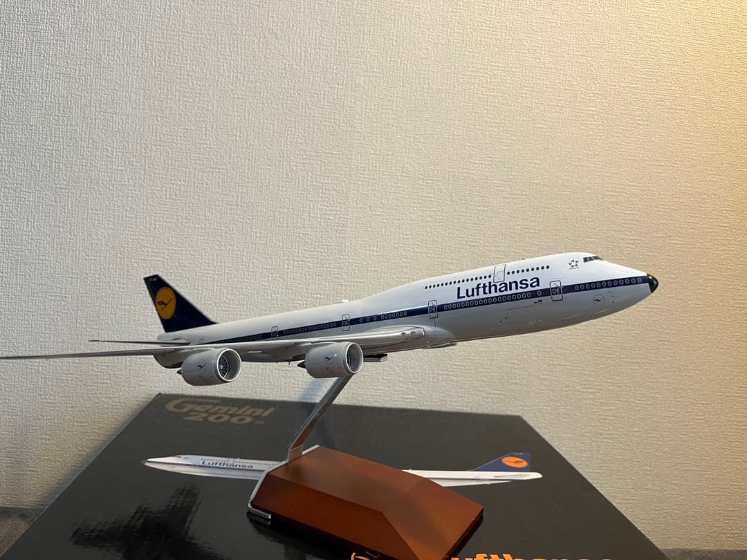 1/200 Gemini B747-8 ルフトハンザ レトロ塗装