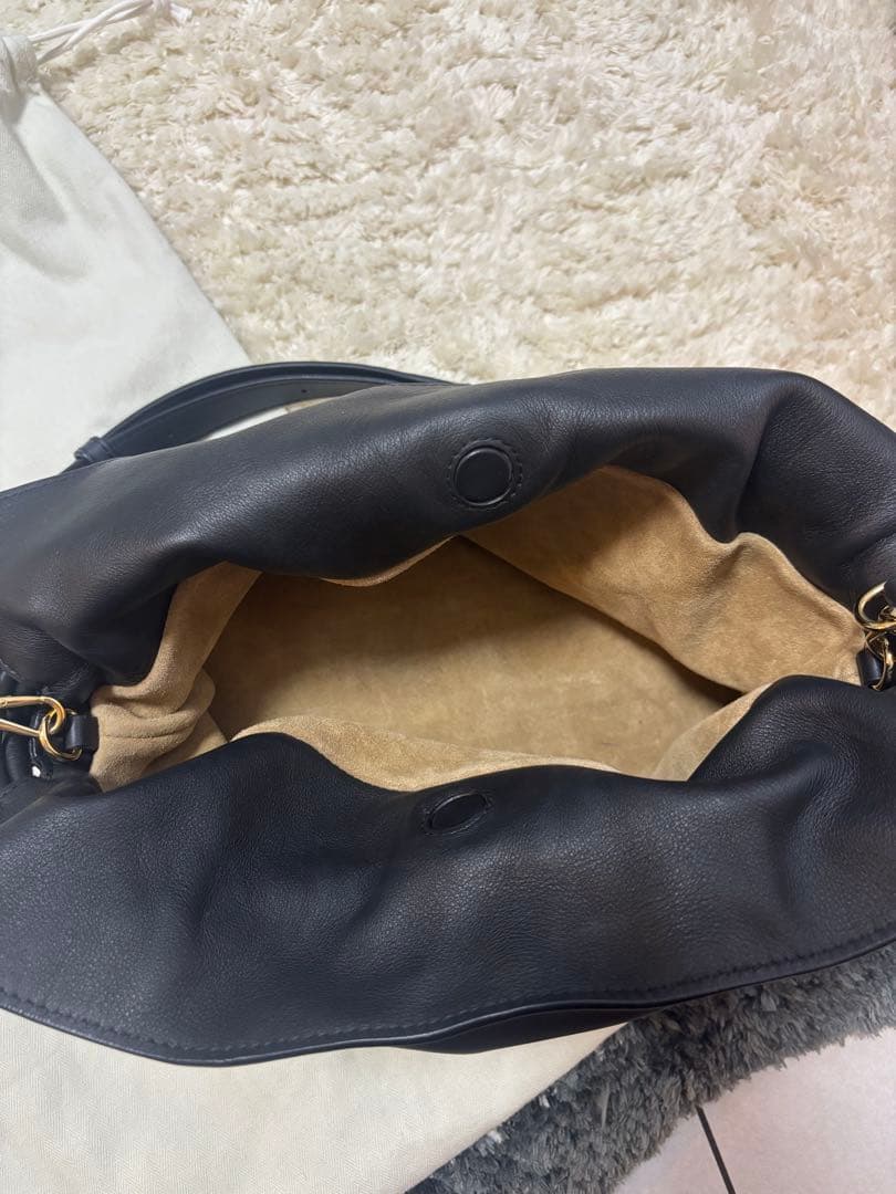 LOEWE フラメンコ ブラックレザー ショルダーバッグ