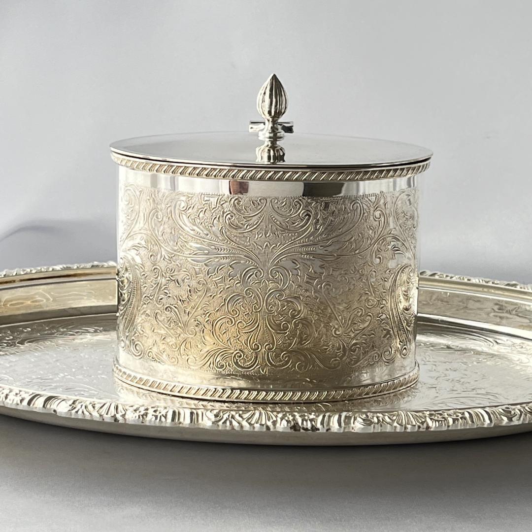 【英国】チェイシングの素晴らしいティーキャディー【シルバープレート】