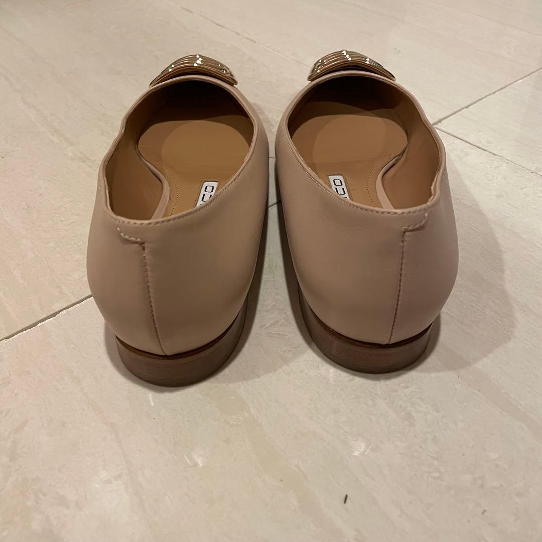 PELLICO ベージュ ポインテッドトゥ フラットシューズ　バックル