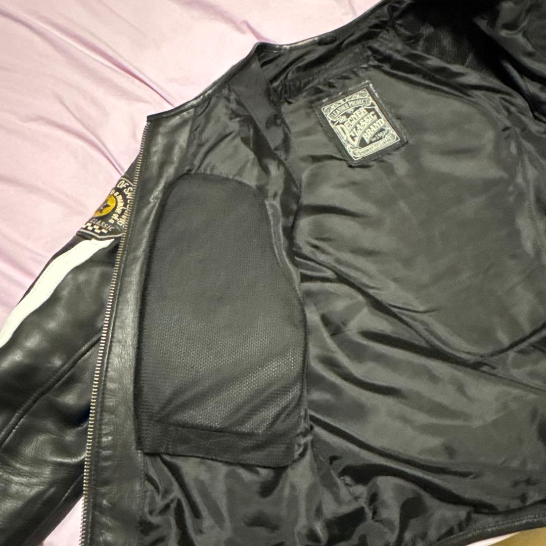 レザー バイカー用ジャケット パッチ付き