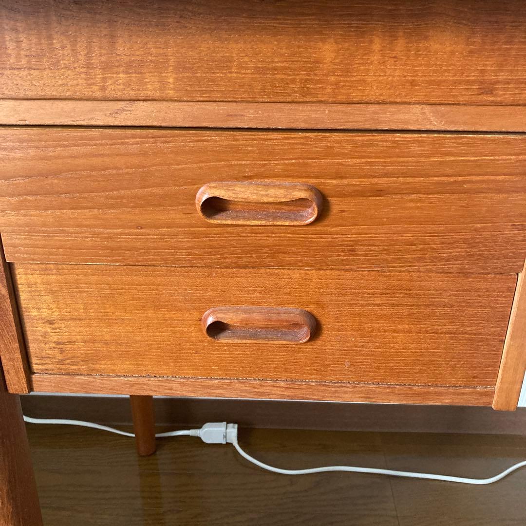 ヴィンテージ　木製デスク 2引き出し付き