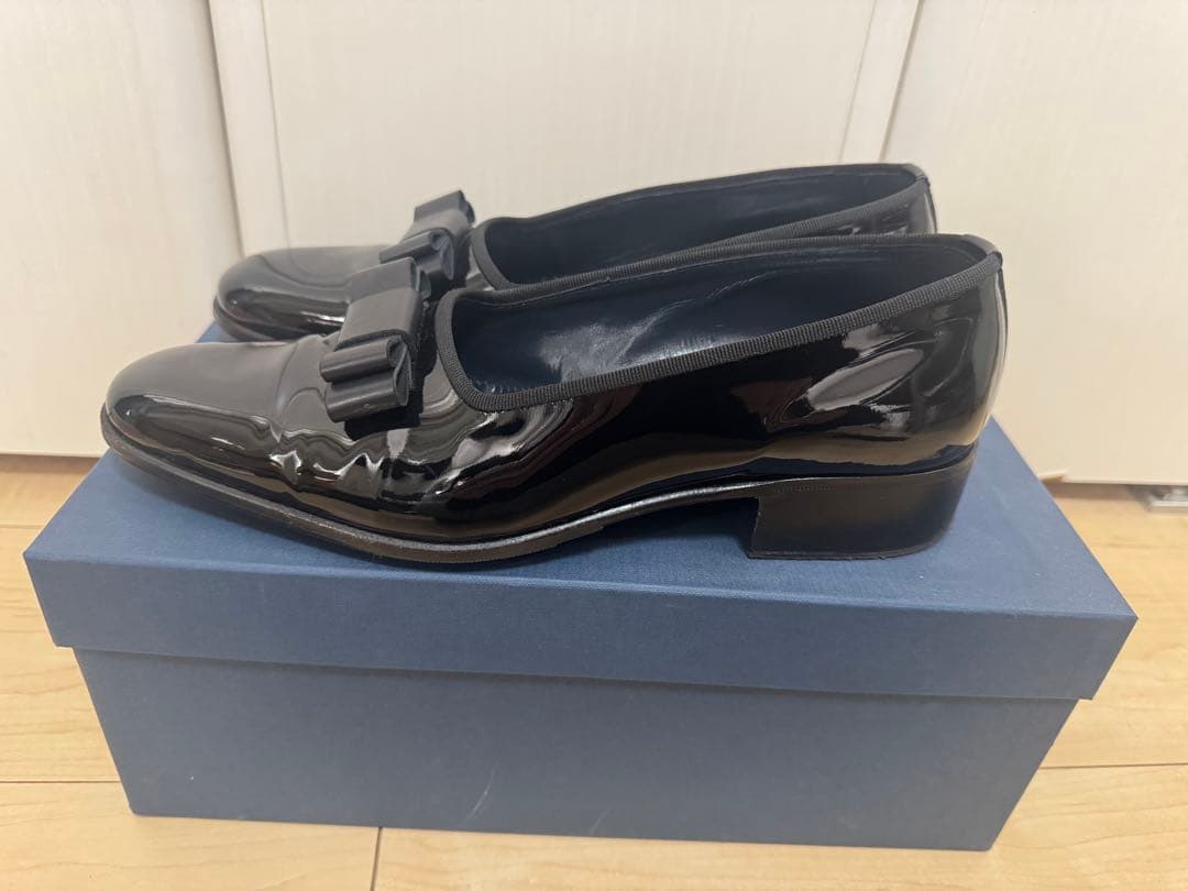 トリートドレッシング　エナメルシューズ　25cm