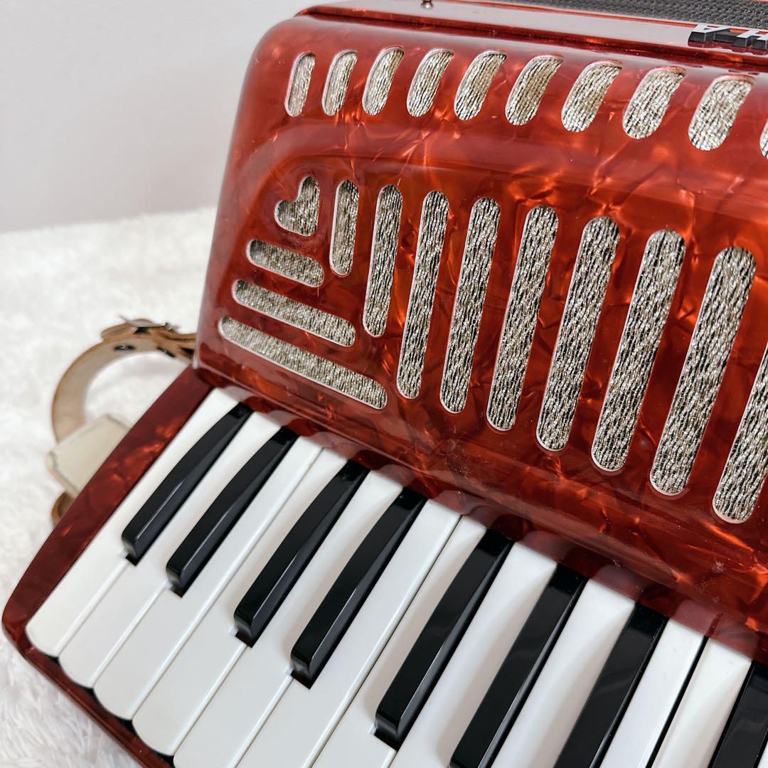 YAMAHA　ヤマハ　アコーディオン　30鍵盤　YA-18　初心者　8905