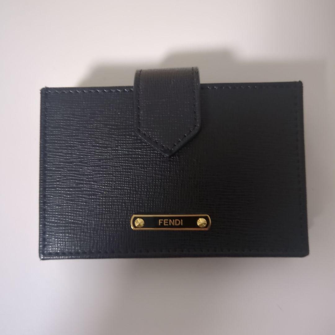 FENDI 名刺入れ 黒 箱付き