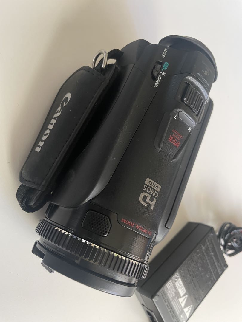 Canon IVIS HF G20 ビデオカメラ 本体2台カバン付き