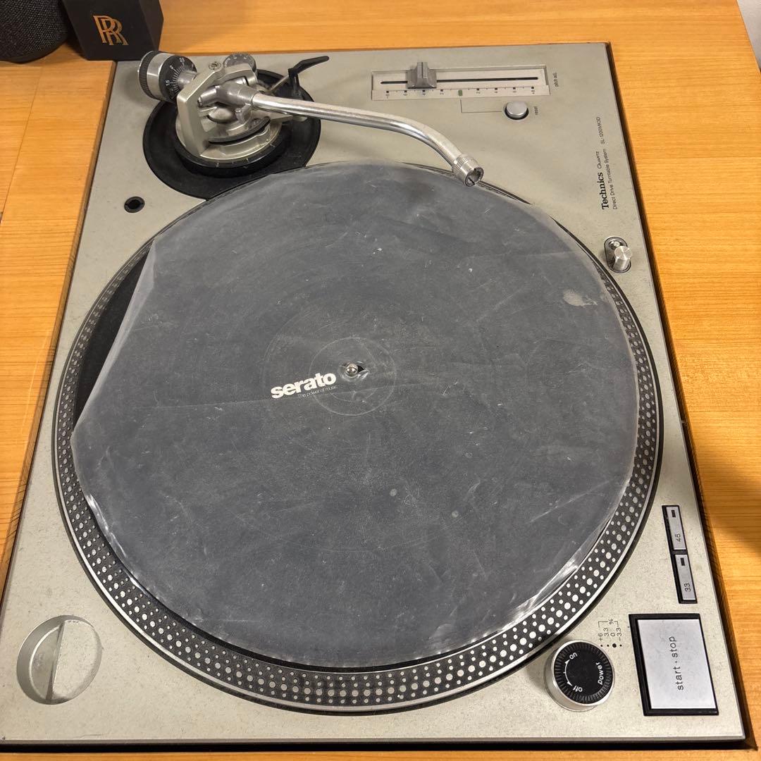DJブース　棚