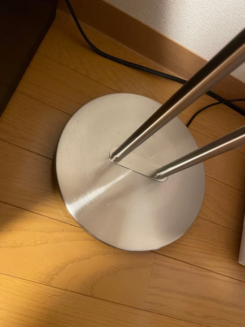 IKEA イスヤクト　間接照明