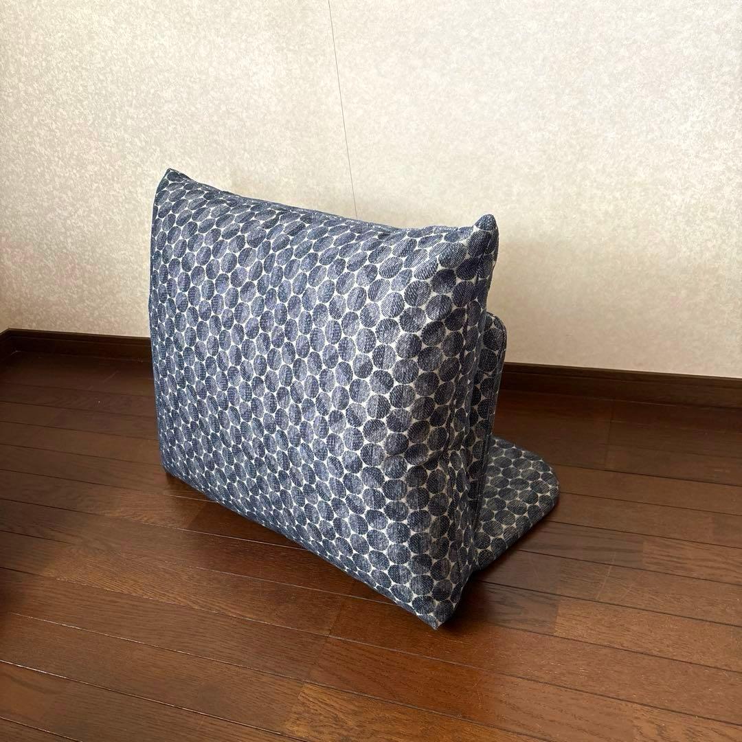 【美品】ボー・デコール 自立する背もたれクッション ドット柄