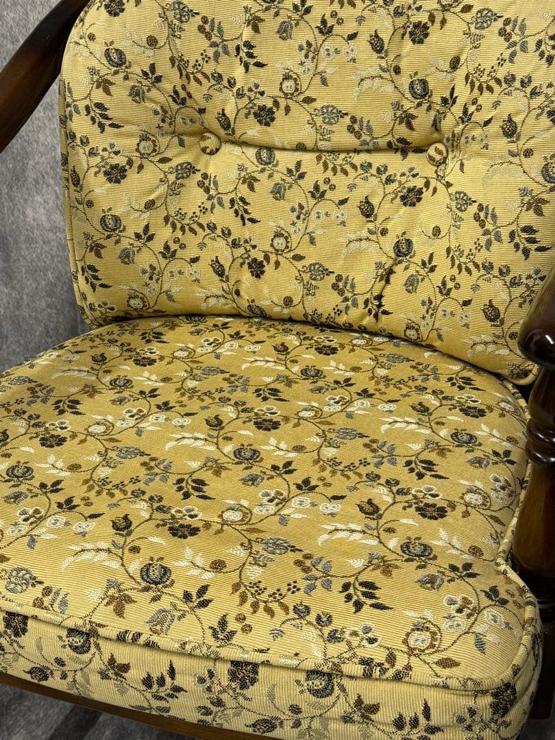 カリモク　コロニアル　ダイニングチェア　アームチェア ②