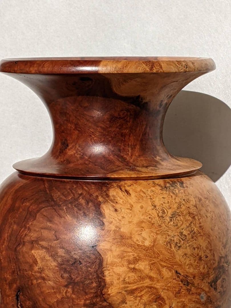 ケヤキ玉杢　①　花瓶　壺　珍品　高級品　入手困難