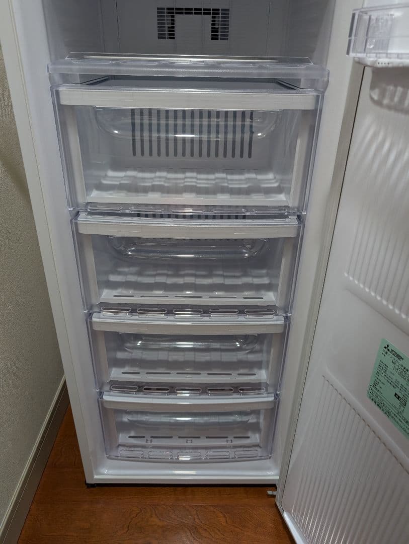 【美品+保証書あり】MITSUBISHI ノンフロン冷凍庫 MF-U12G-W
