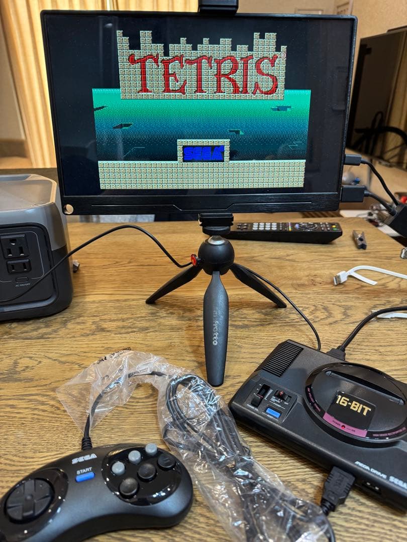 【完品/ケーブル未使用】メガドライブミニW（コントロールパッド2個付）