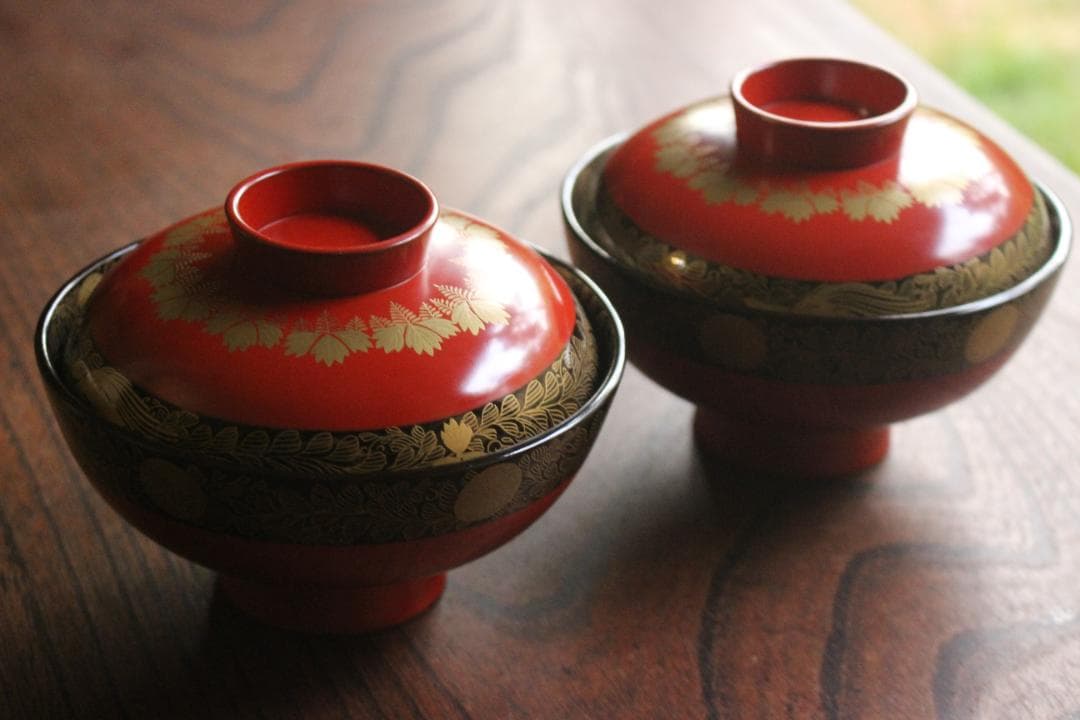 時代逸品！上質朱漆に極上菊桐唐草蒔絵の映えるお椀2点（検輪島塗京塗高台寺蒔絵