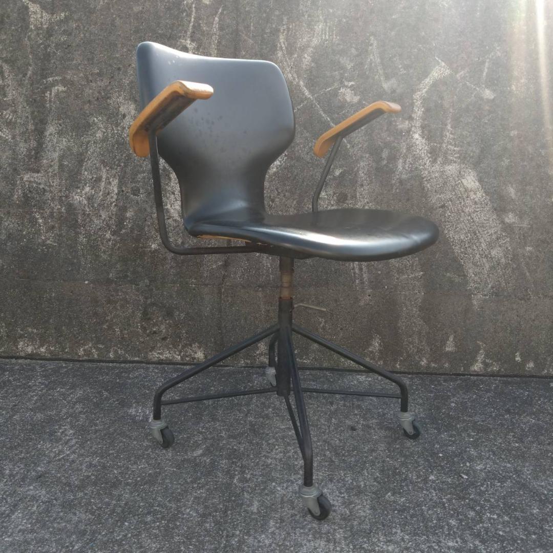 天童木工　剣持勇　デスクチェア