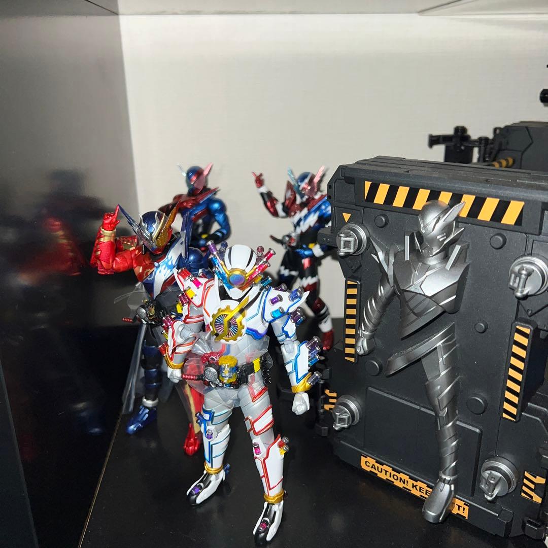 S.H.Figuarts仮面ライダービルド強化鏈8体セット