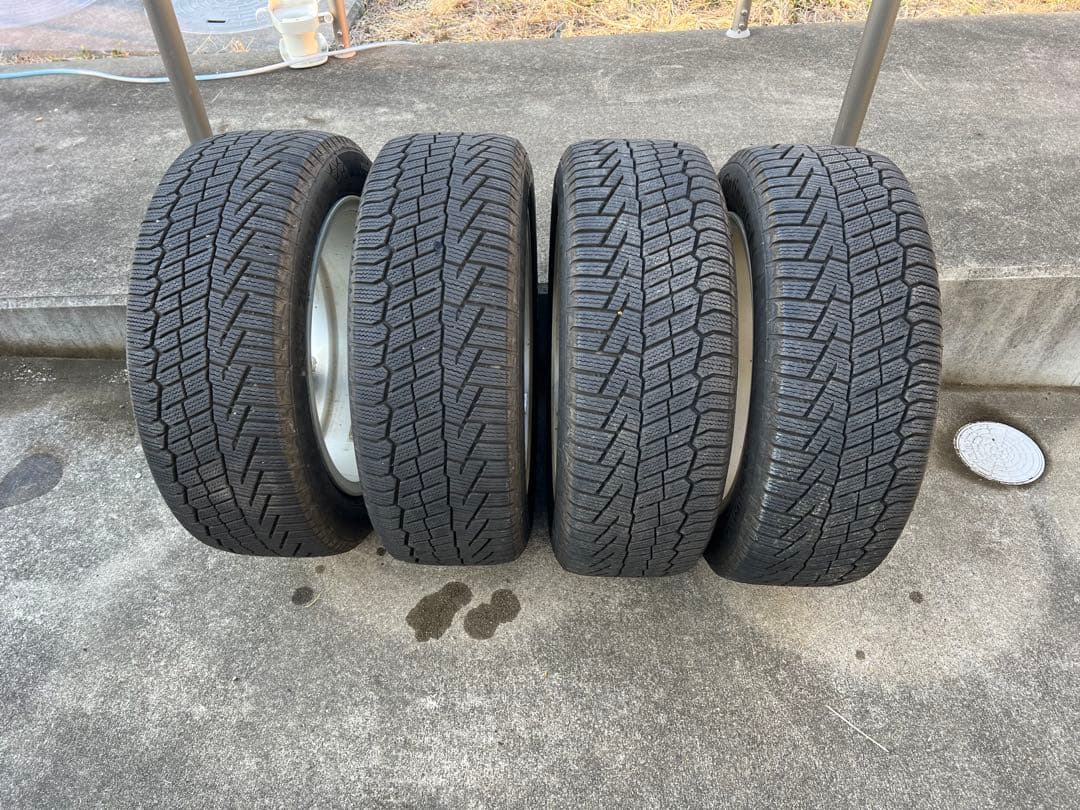 Continental 17インチ 冬タイヤ4本セット