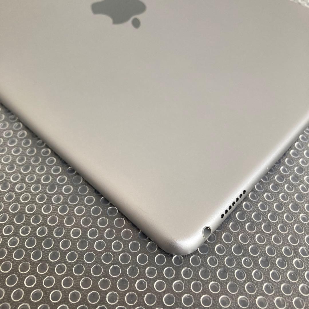 2761【早い者勝ち】iPad Pro 256GB 9.7インチ WIFIモデル
