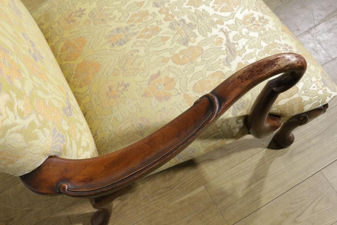 クラシック★アームチェア★ファブリック★ネコ脚★木製家具★