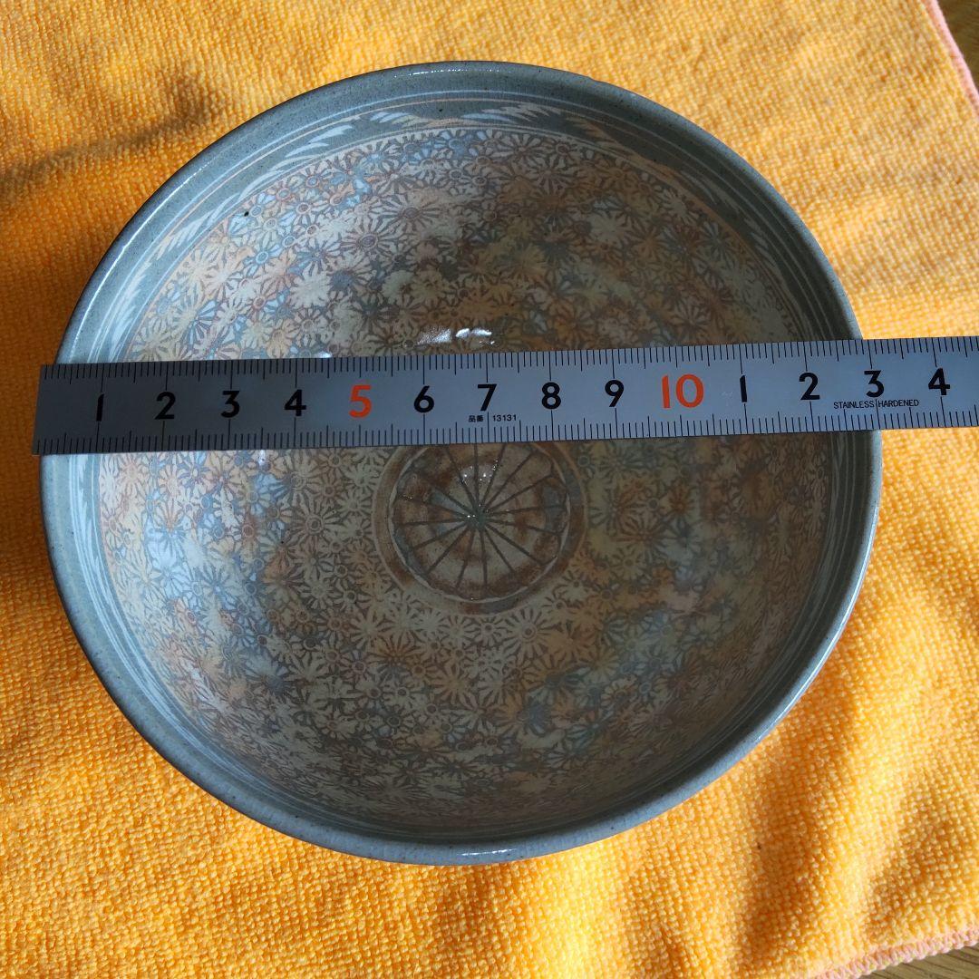 李殷九　菊紋茶碗