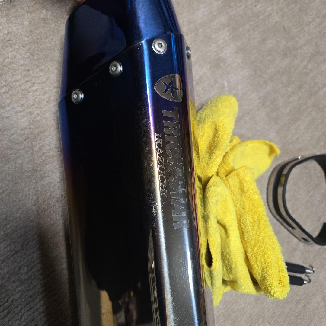 TRICK STAR イカズチマフラー　取り付けバンド付き