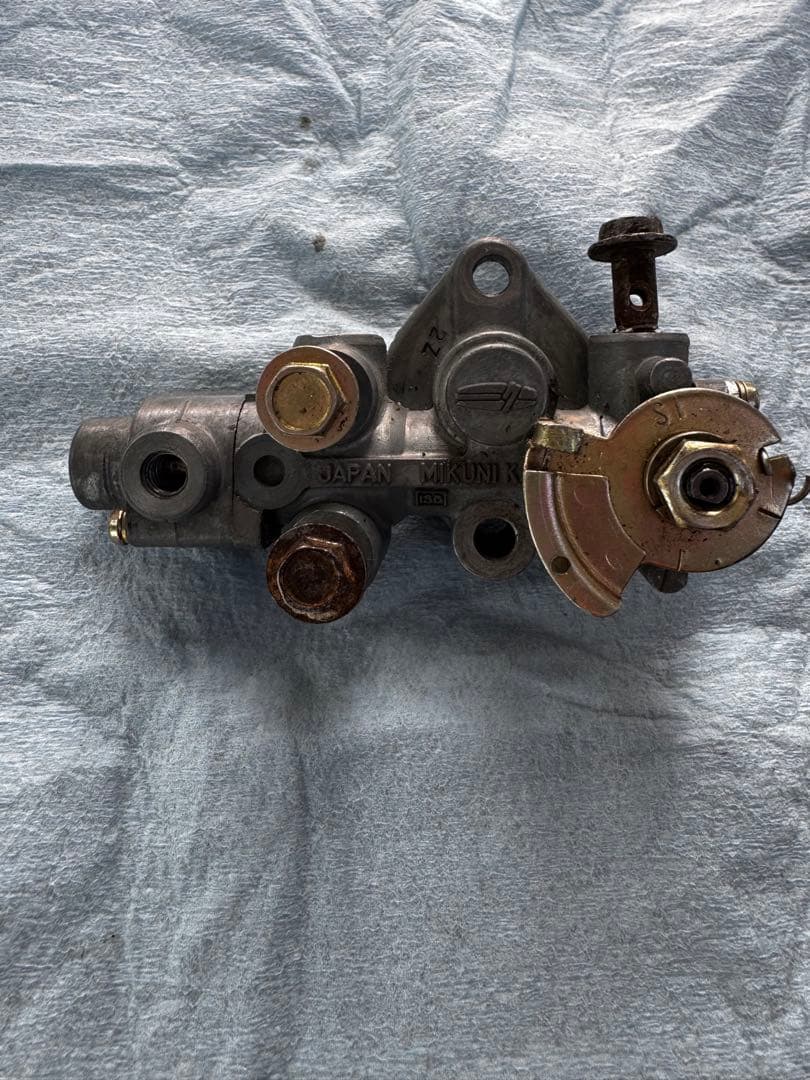 ss250 ss350 kh250 オイルポンプ　オイルライン　セット