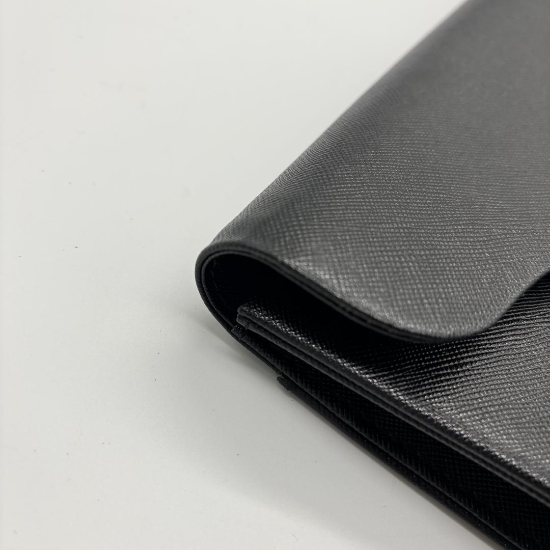 Yves Saint Laurent クラッチバッグ YSL 黒