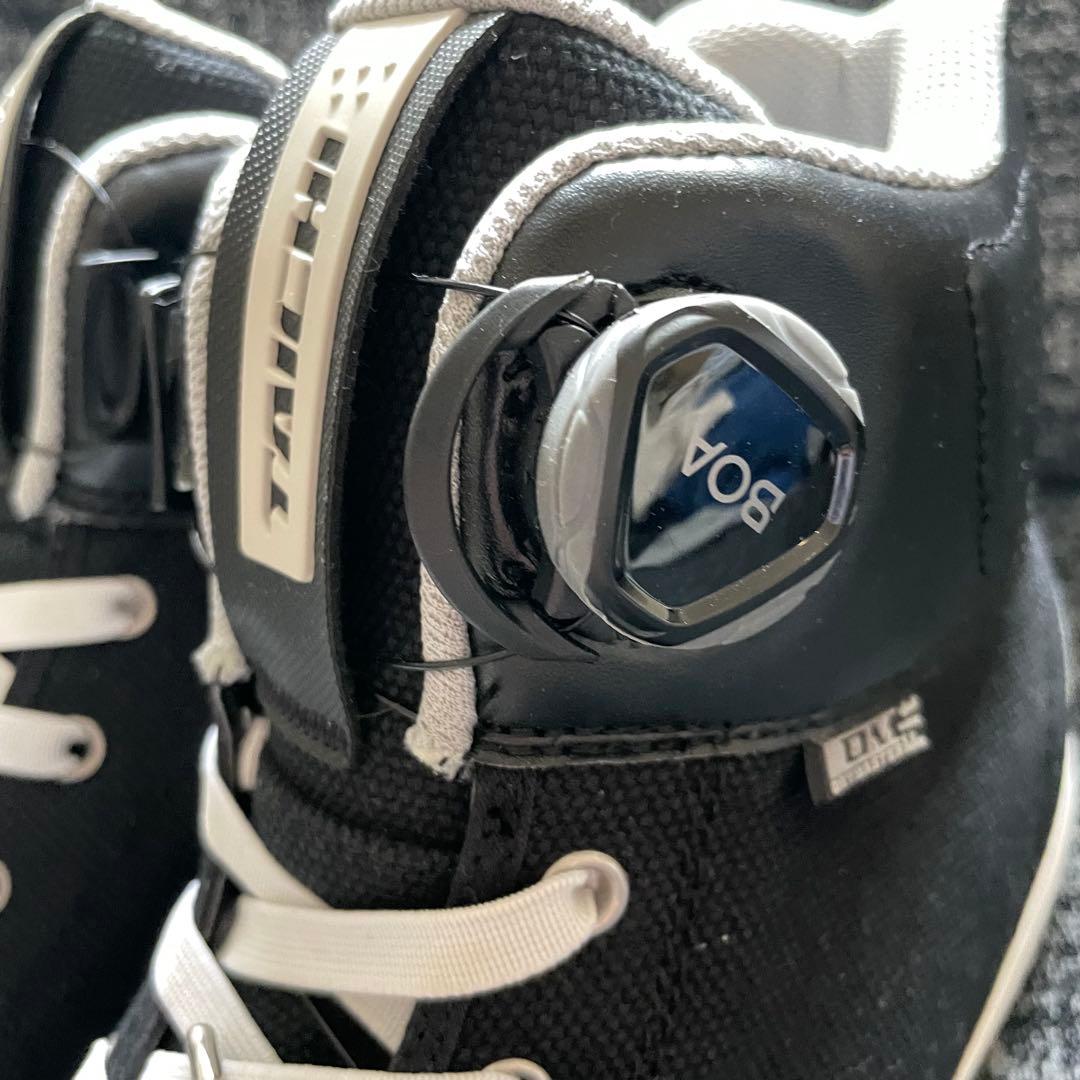 【新品タグ付き】RS TAICHI フープシューズ　黒×白　27.0