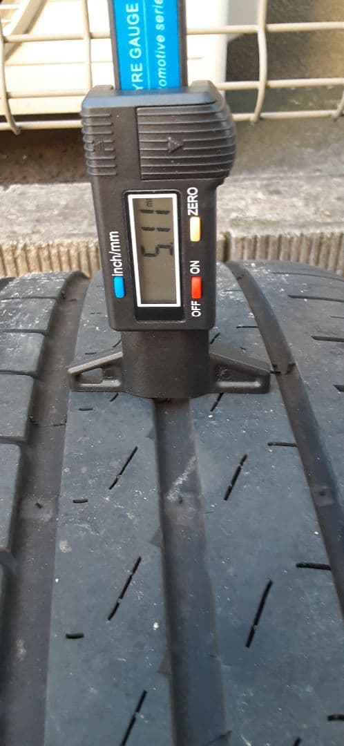 BMW 純正+ Pirelli P7 255/40R18 1本 リヤセット②