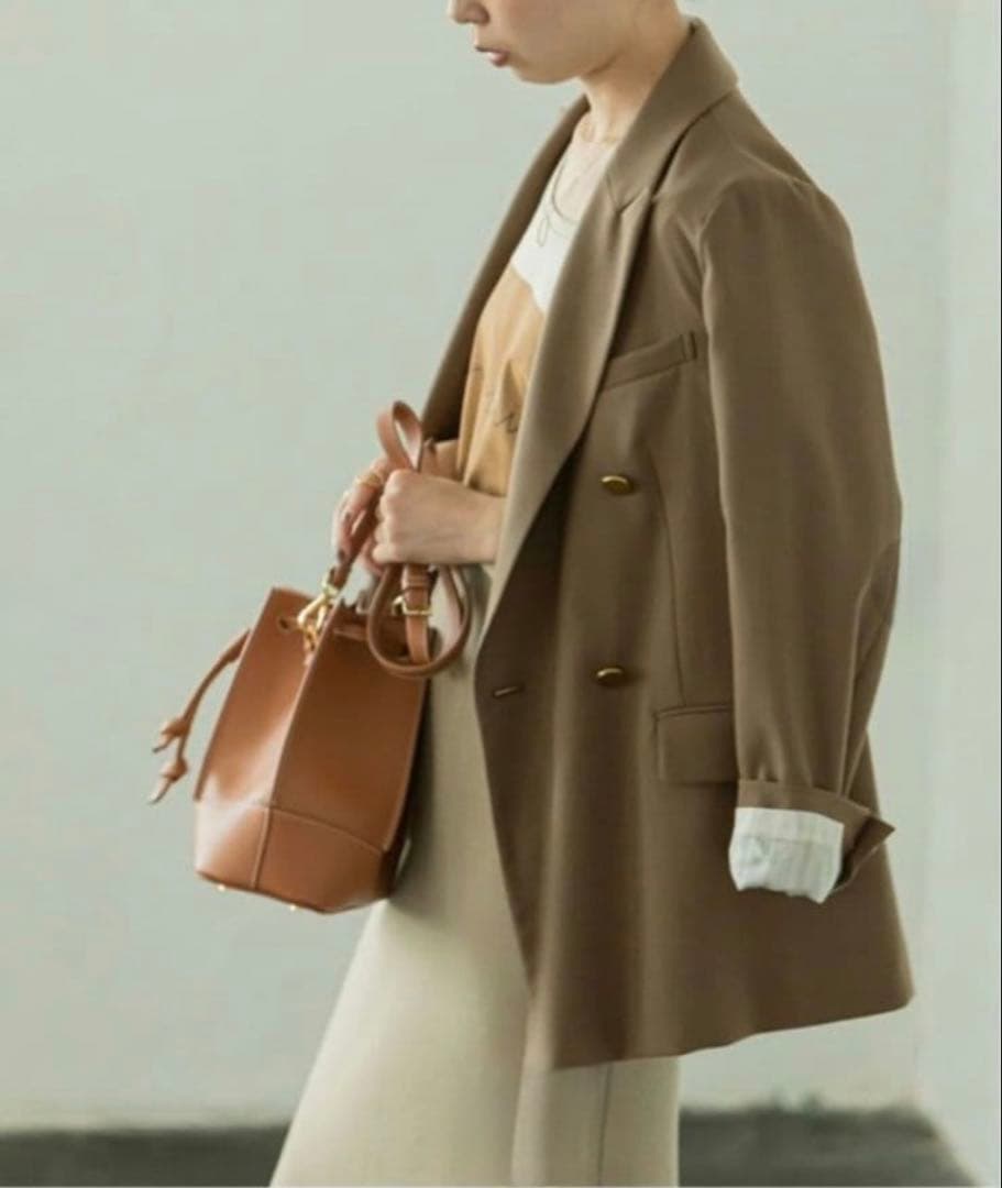 ノーブル ウールミドルピークドラペルジャケット 金ボタン 38 ダブル ブレザー